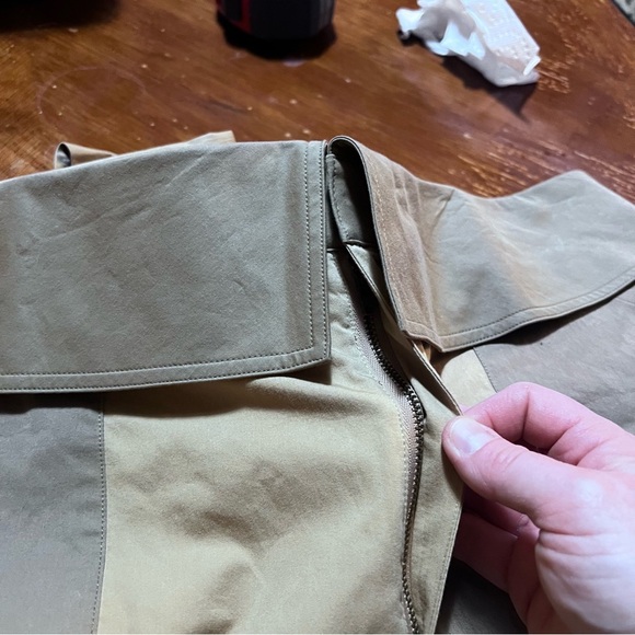 Frame Denim Tan High-Waisted Trousers - Picture 11 of 16